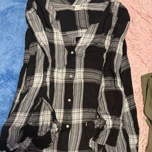 EST. 1946 Black and White Plaid Button-Up Shirt